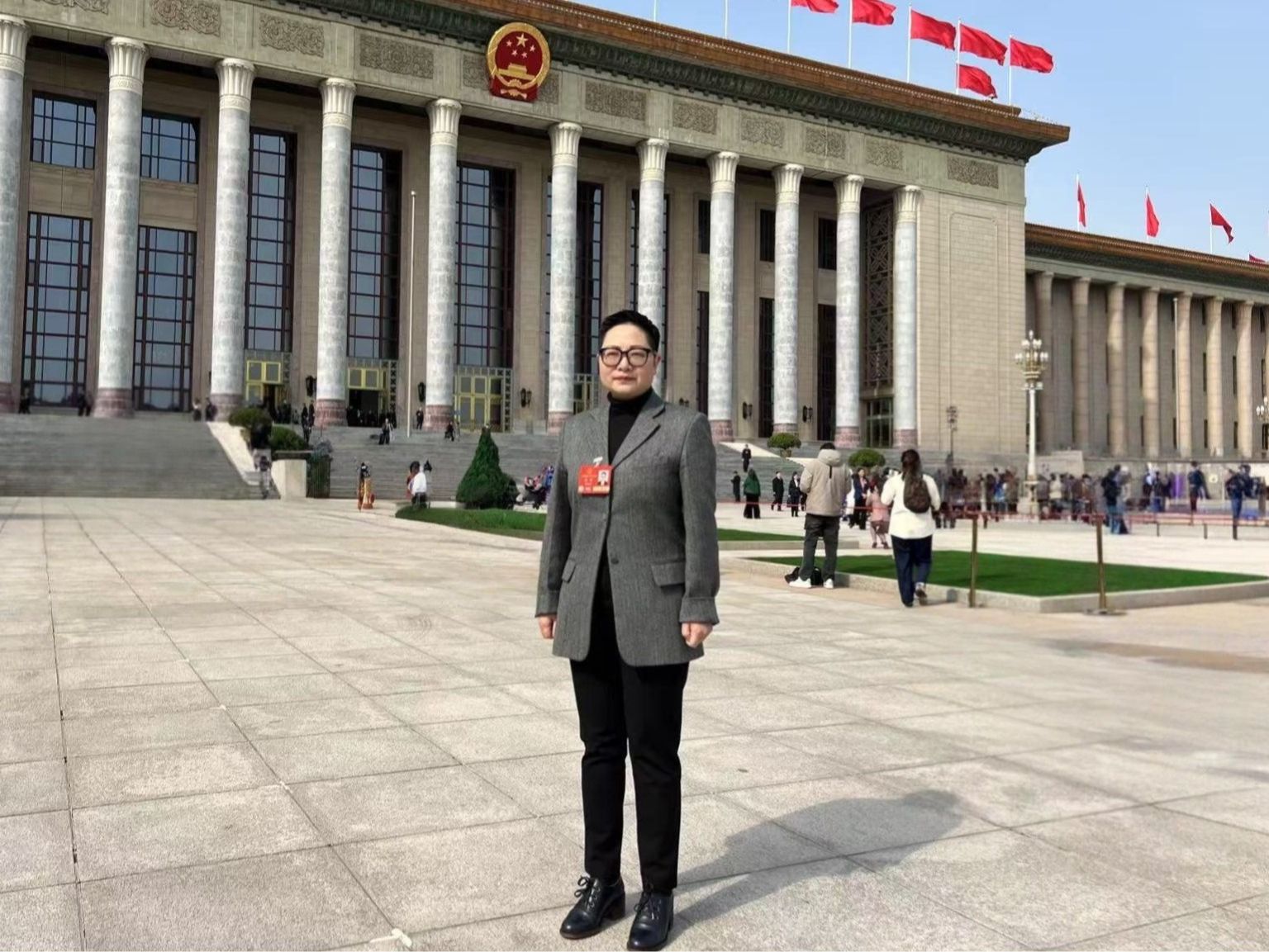 “学习强国”首页报道KY开元集团官网校长黄艳履职建言-1027-媒体关注